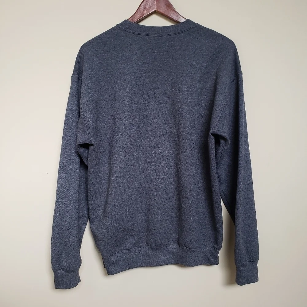 GILDAN Grey Breast Cancer Awareness Sweatshirt